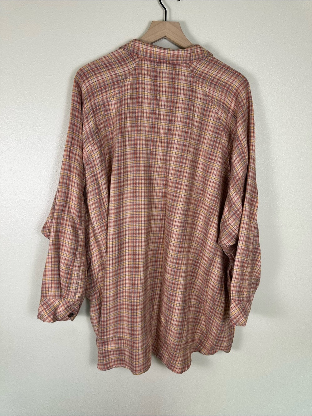 BDG Urban Outfitters Women XL Relaxed Oversized Brendan Pink Plaid Flannel Shirt - Picture 6 of 6
